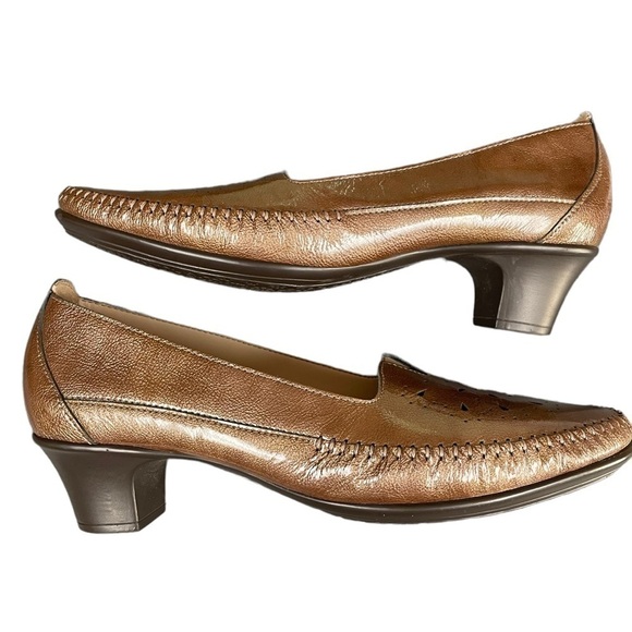 SAS Sonyo Portobello Taupe Laser Cut Slip On Heels Size 7.5 Narrow - Picture 8 of 14